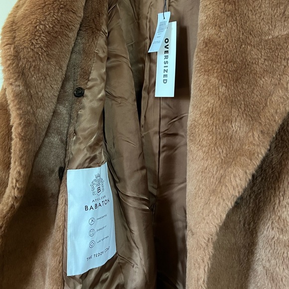 SOLD NWT Aritzia Babaton Teddy Coat - short - Picture 4 of 6